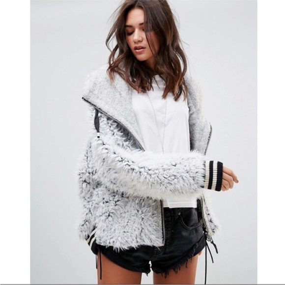 Free People | Fluffy Dolman Faux Fur Jacket XS/S - Picture 2 of 13